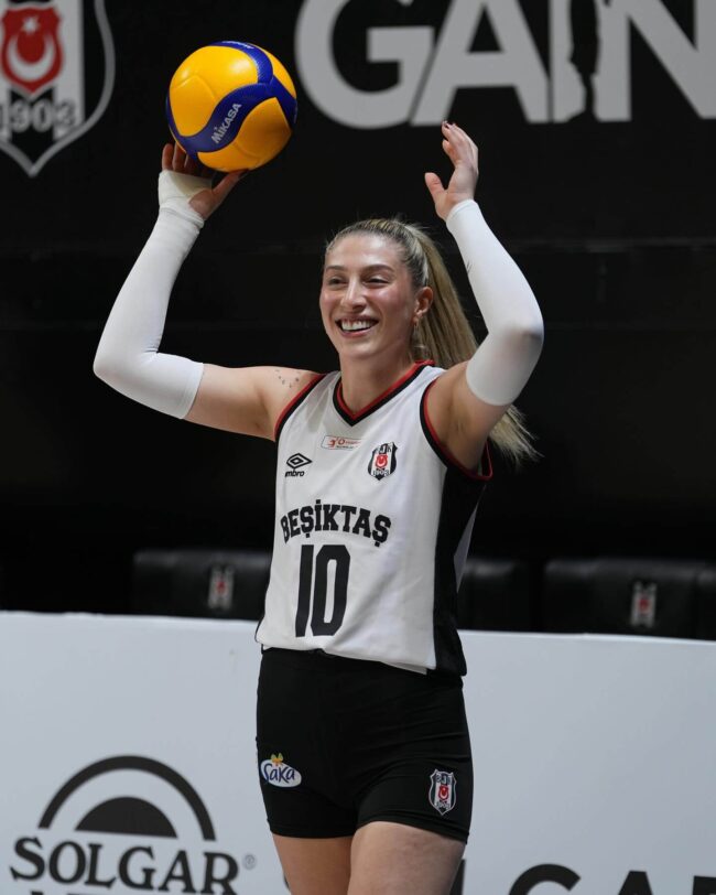 Nilüfer Belediyespor Sultanlar Ligi’nde Beşiktaş’ı 3-0 Yendi