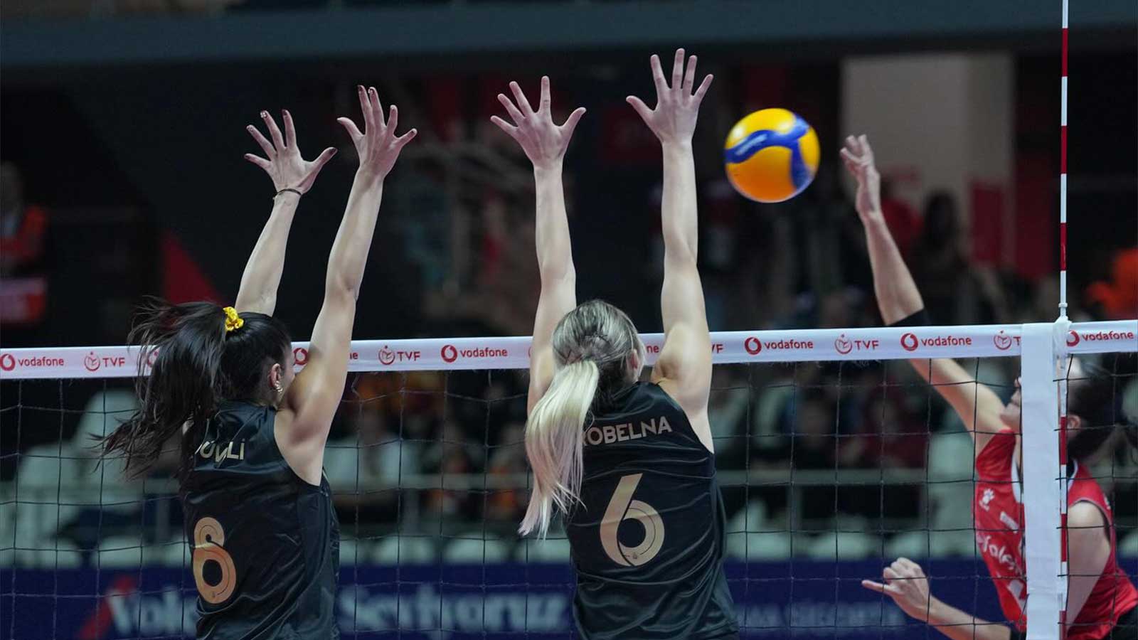 Galatasaray Daikin, Sultanlar Ligi’nde Bahçelievler’i 3-0 ile Geçti