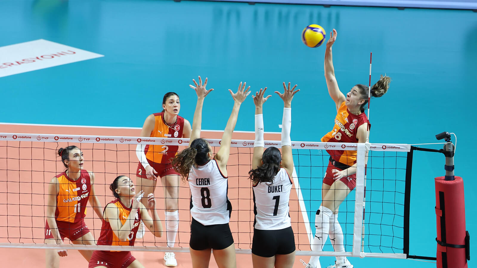 Galatasaray Daikin’den Derbide Net Mesaj: Beşiktaş’ı Set Vermeden Geçti