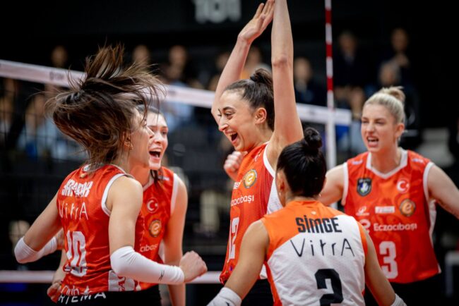 Eczacıbaşı Dynavit 3-2 Vero Volley Milano