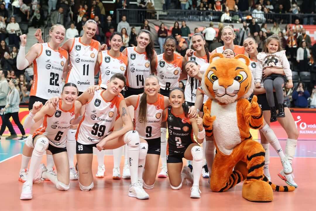 Eczacıbaşı ve Aras Kargo’dan Net 3-0 Galibiyetler!