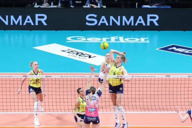 Fenerbahçe Medicana’dan Avrupa’da Gövde Gösterisi