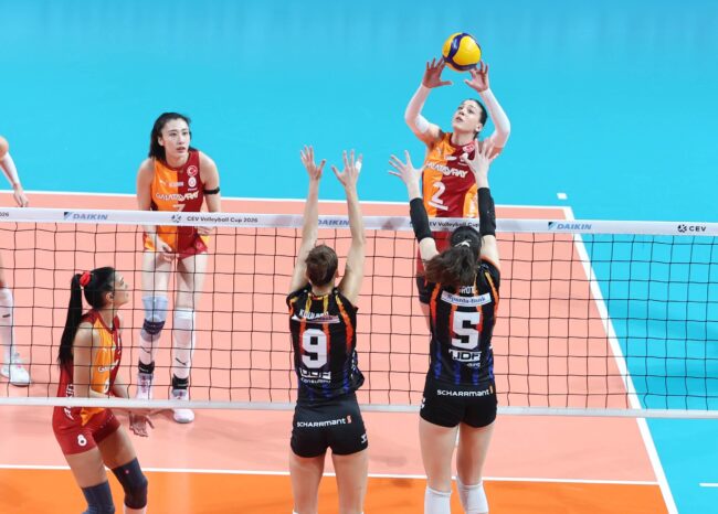 Galatasaray Daikin Stuttgart'ı 3-1 Mağlup Etti