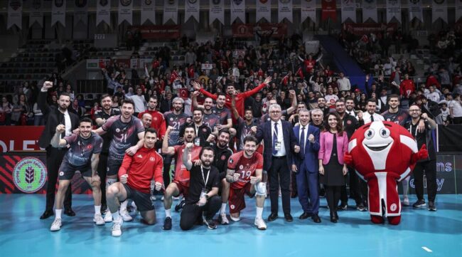 Ziraat Bankkart CEV Şampiyonlar Ligi'nde 4'te 4 yaptı