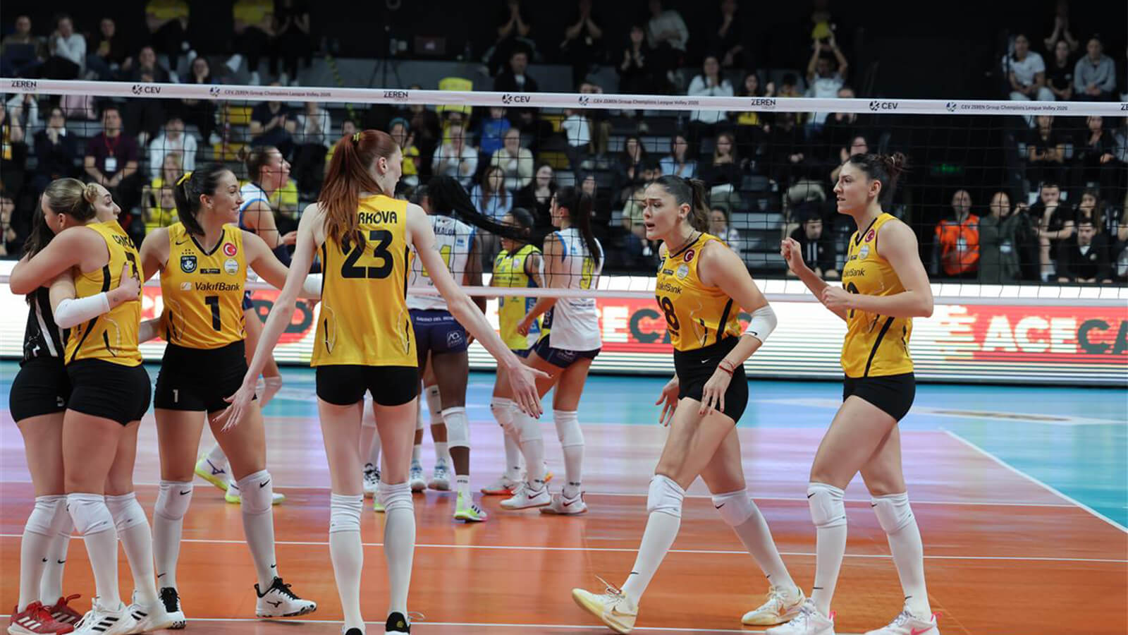 VakıfBank Savino Del Bene Scandicci’yi 3-2 Mağlup Etti