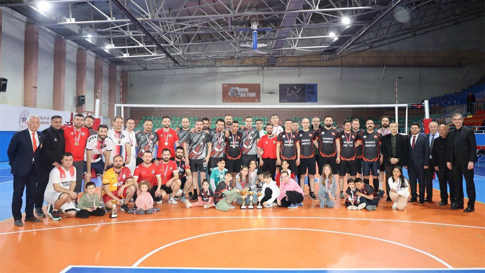 Polis Haftası Voleybol Turnuvası Tamamlandı