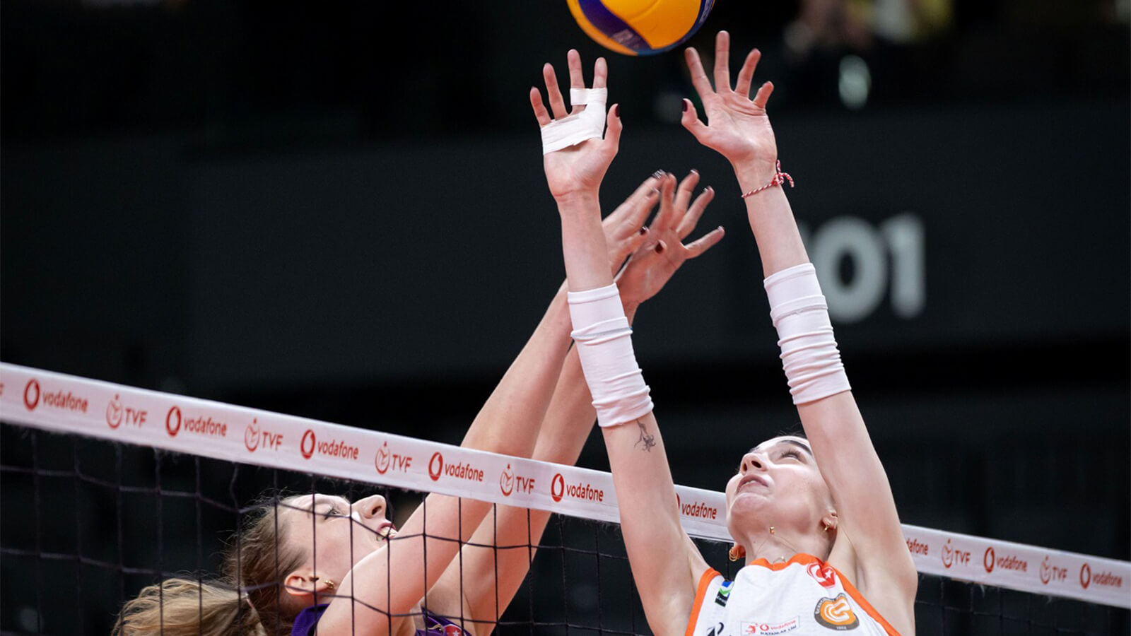 Eczacıbaşı Dynavit, Play-Off 3-4 Etabında Seriye Galibiyetle Başladı