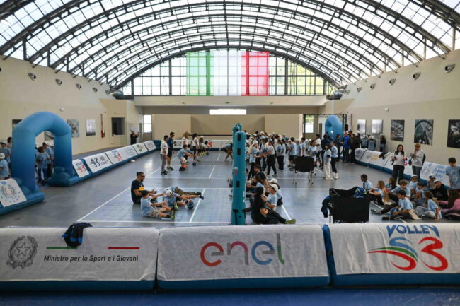 TVF Erasmus S3-Connect Roma etkinliği ve çocuk voleybolu uygulaması